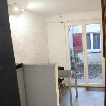 Etablissements Coulon Saint-Joseph En Face De Bagatelle Apartment Talence Exterior photo